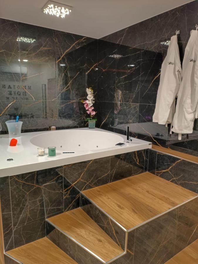 Suite Meghan Home Катания Экстерьер фото